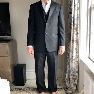 Gerald Austin 3-Piece Tuxedo Suit